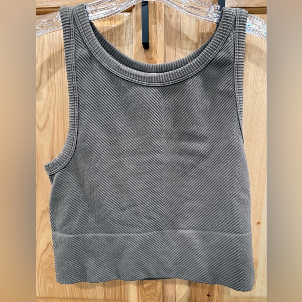 Avocado Gray Ribbed Cropped Tank Top Lightweight Sporty Athletic Casual Layer